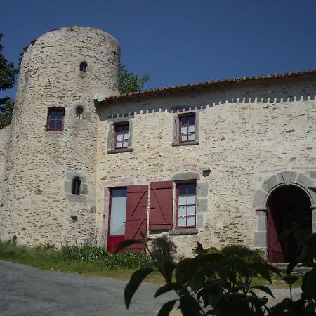 拉图尔德劳狄斯住宿加早餐旅馆 Breuil-Barret 外观 照片